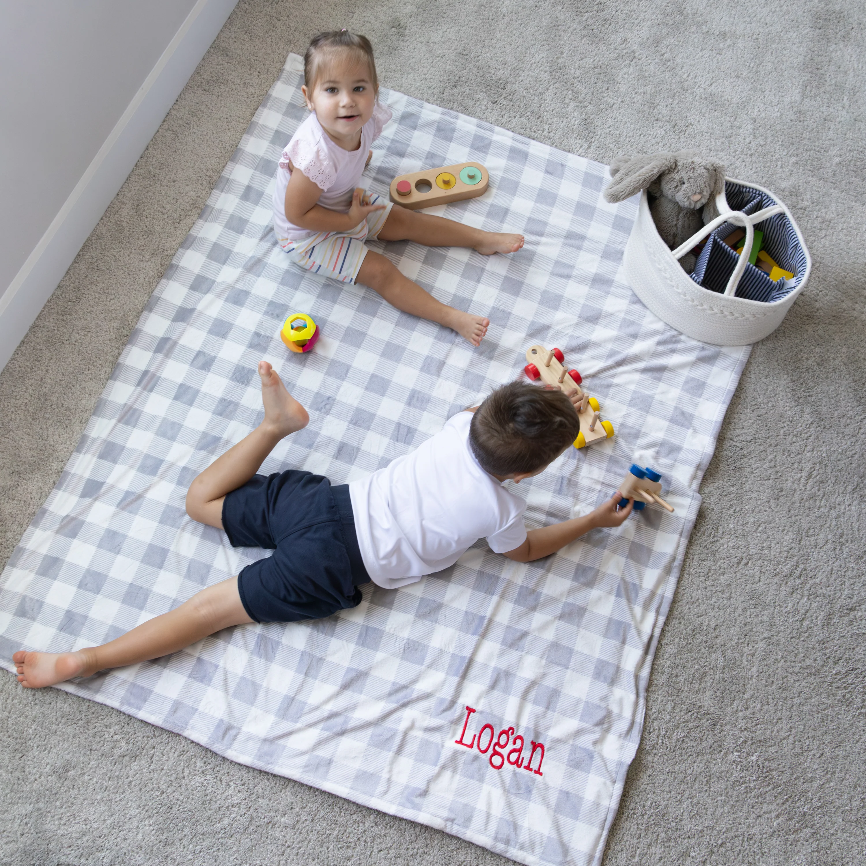 Personalized Toddler and Kid Size Blanket - Image 3