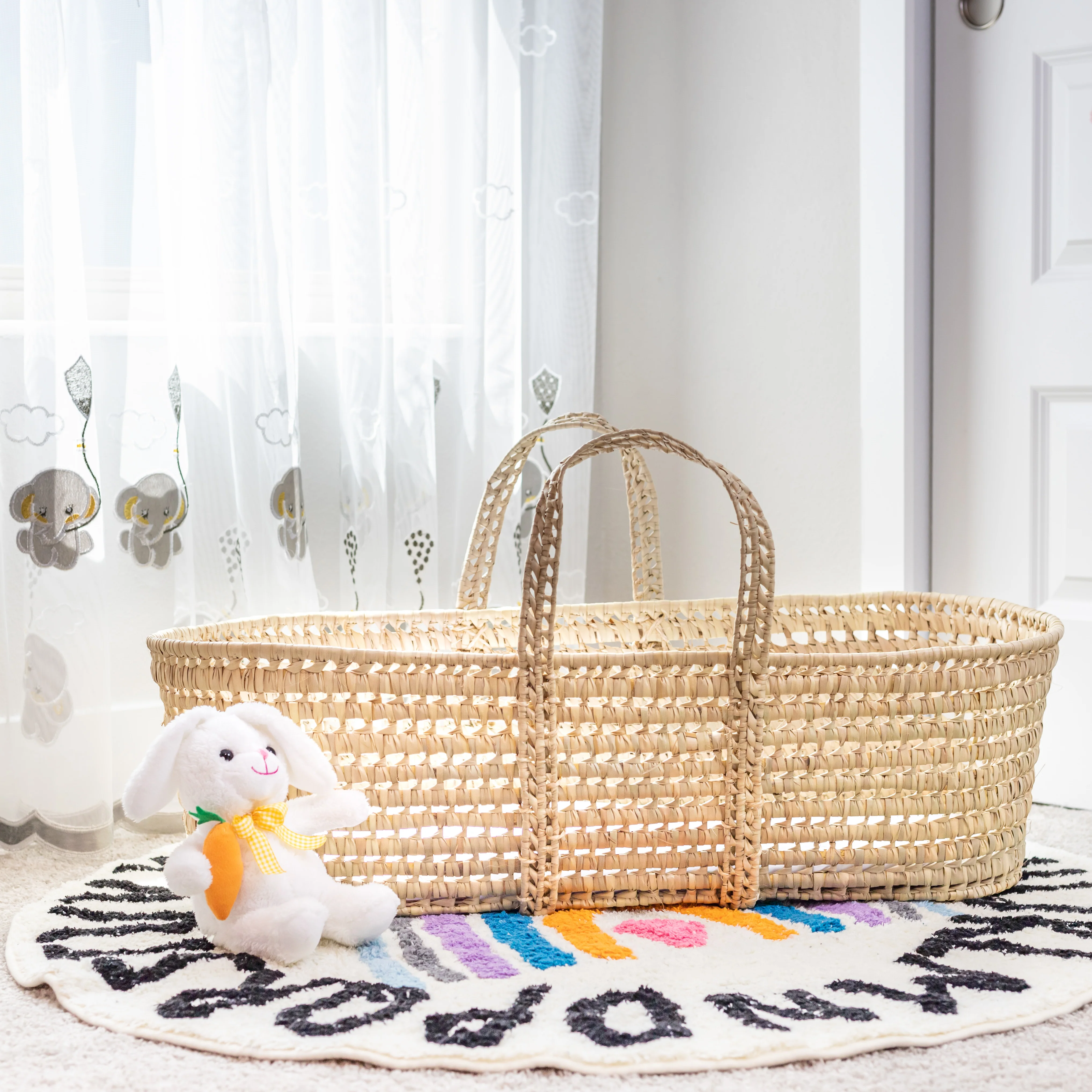 Wicker Look Baby Carrier Moses Basket - Image 4